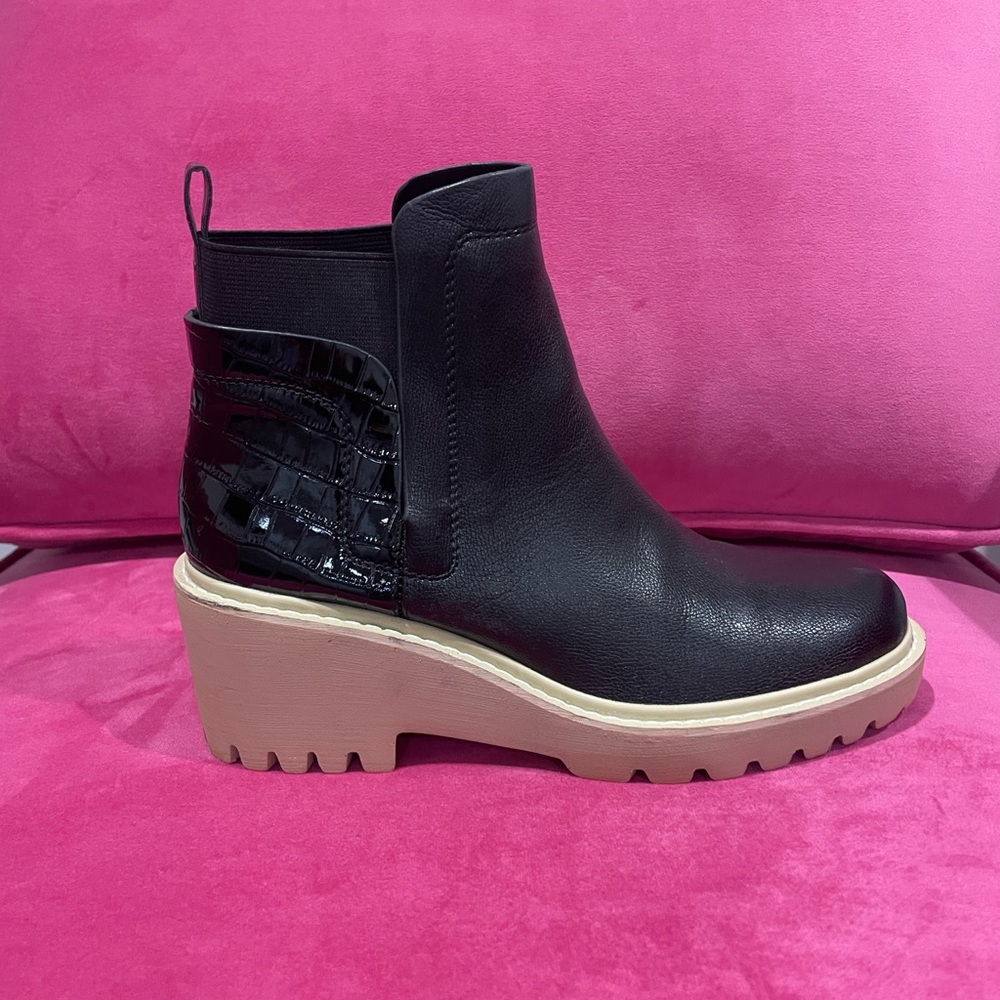Platform Chelsea Boots